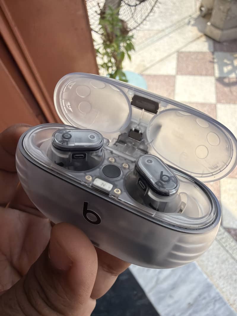 Beats Studio + Transparent 3