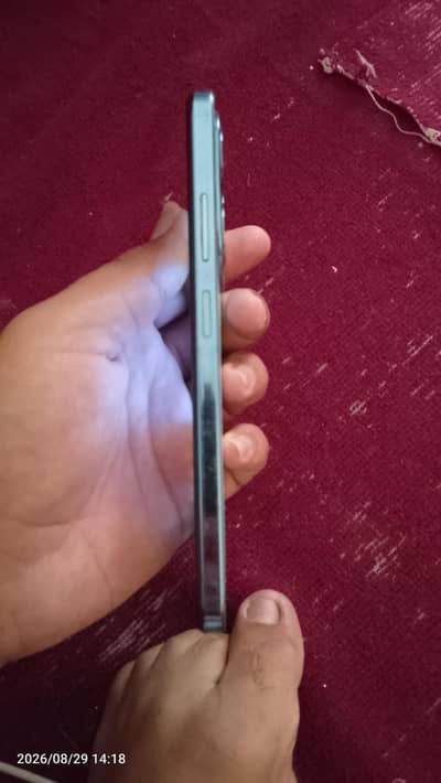 Infinix Hot 40i 8+8gb 128gb with complete box charge exchange bi ho ga