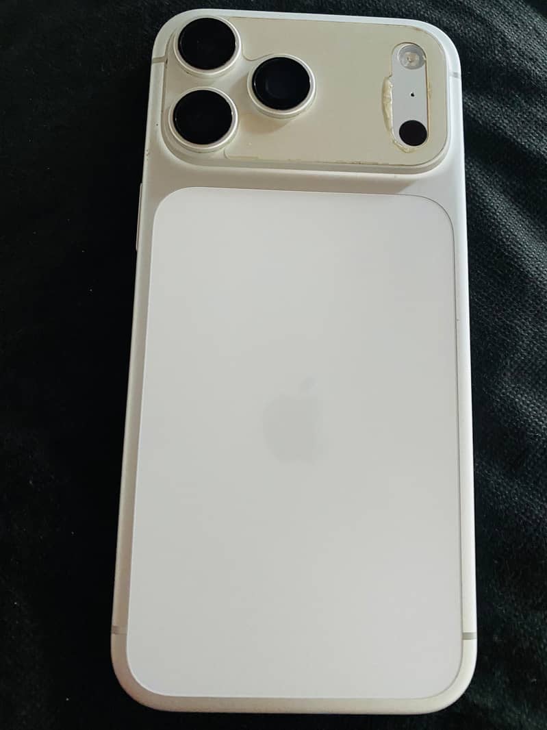 Apple iPhone 17 Pro Max 0