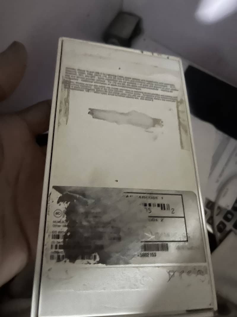 Apple iPhone 13 0