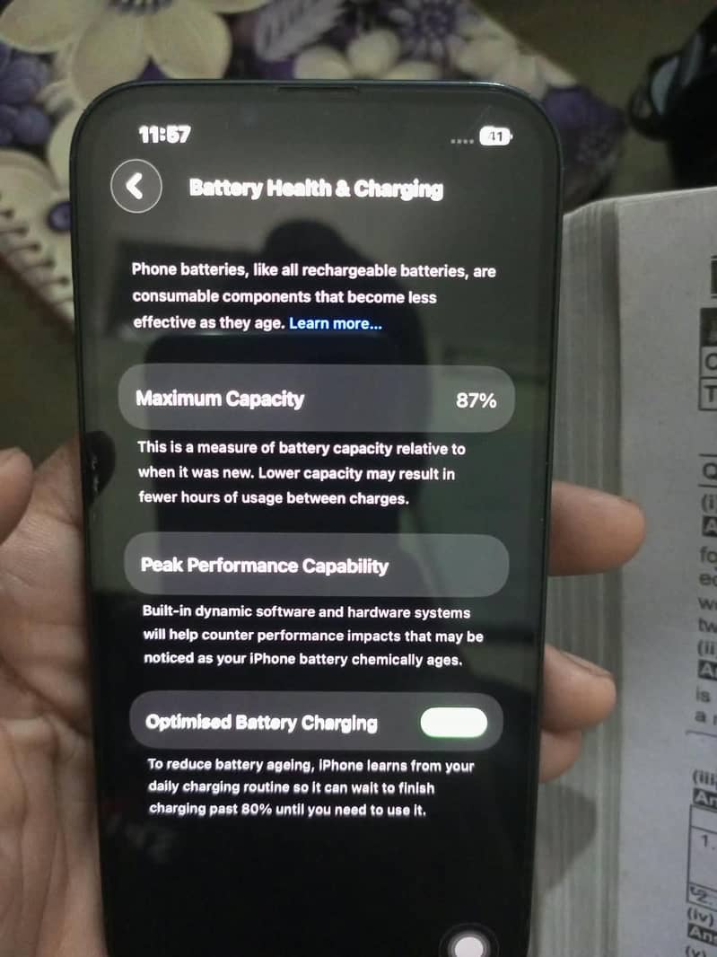 Apple iPhone 13 2