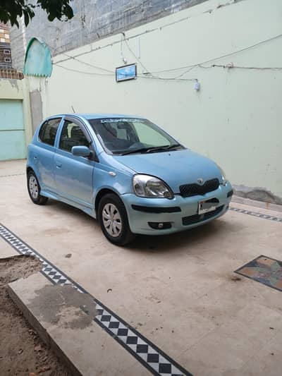 Toyota Vitz 2003