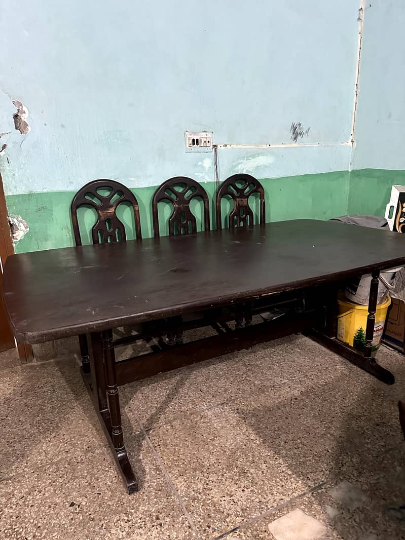 Dining Table (8 chairs) 0