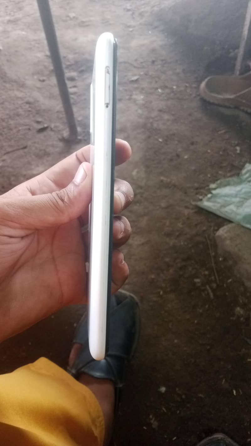 Samsung Mobile A11 3