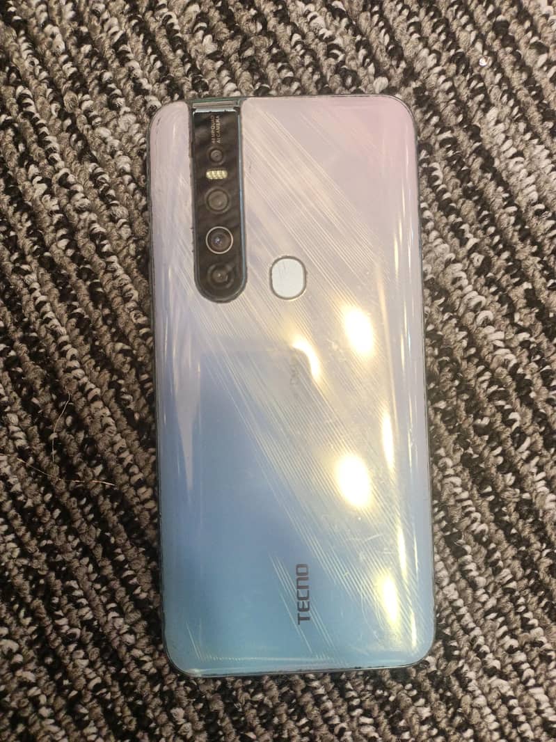 Tecno CAMON 15 Pro 1