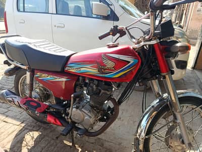 Honda 125 for Sale with Engine Good Condition totall Genuine
