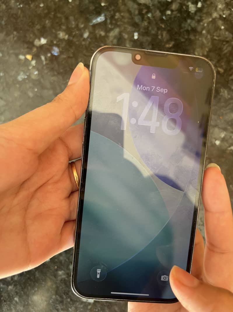 Apple iPhone 13 Pro 4