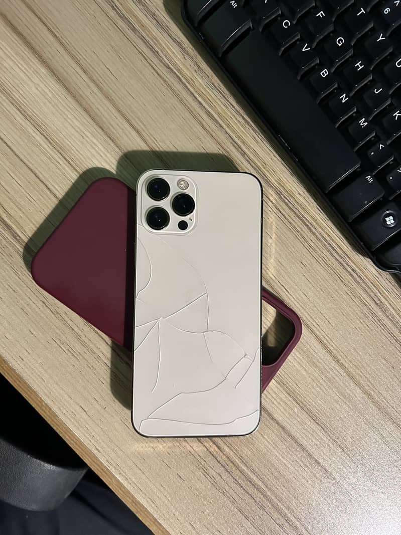 iPhone 12 Pro Max 5