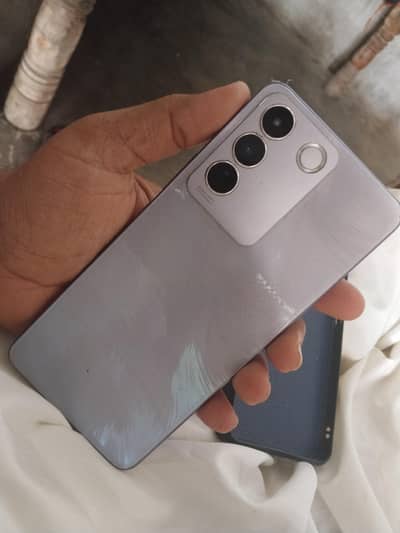 Vivo V27e