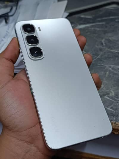 Infinix HOT 60i 8/256