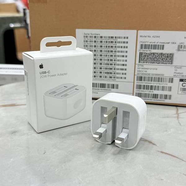 Apple 20W USB-C Power Adapter with 3-Pin UK Plug for Fast Charging iPhone Charger