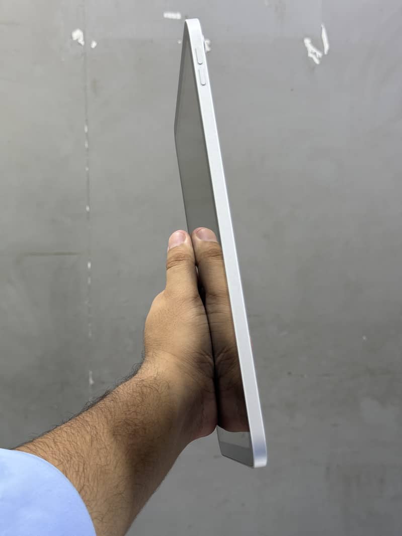 Ipad A16 3