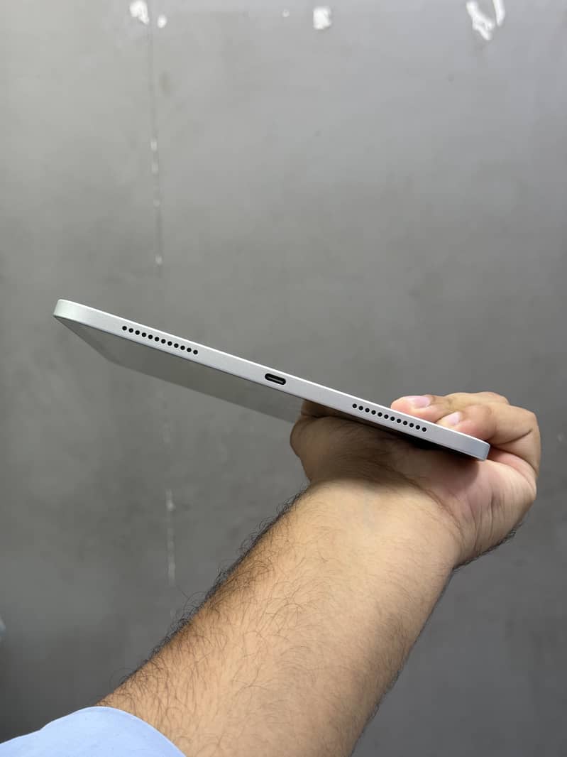 Ipad A16 4
