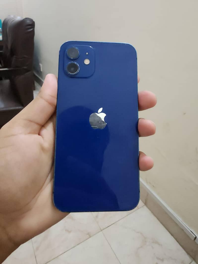 Apple iPhone 12 3