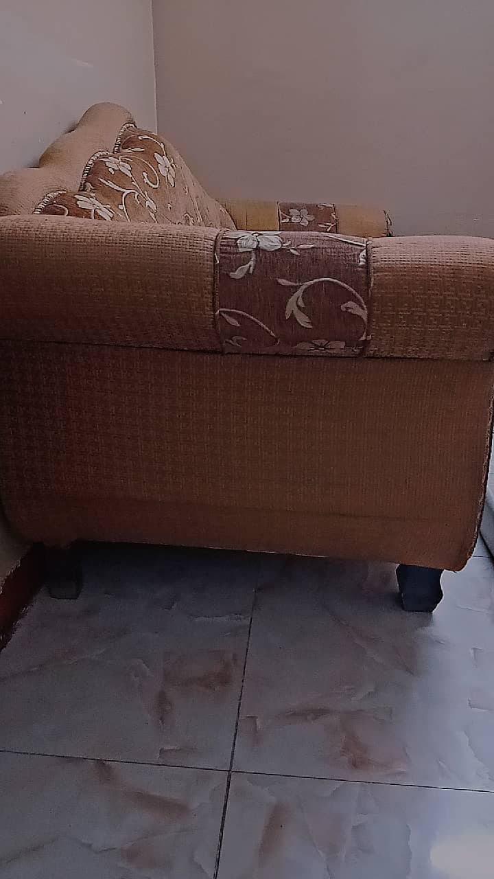 2 seater sofa 3