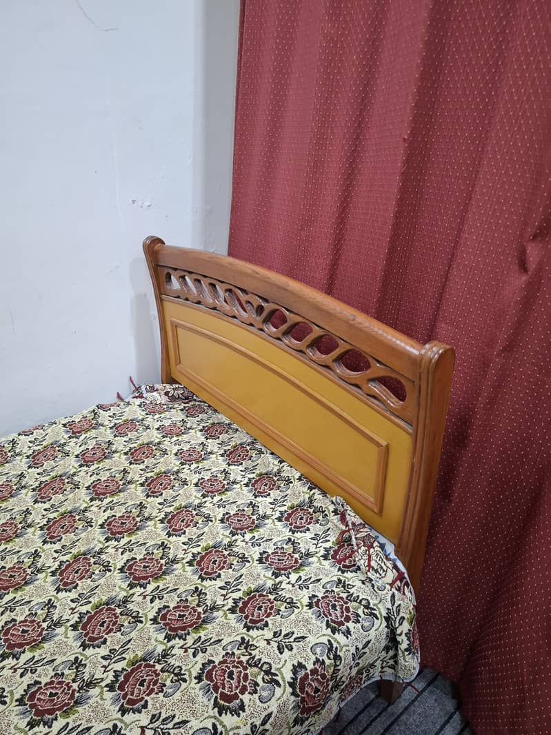 2 Solid Pine Wood Single Beds 4