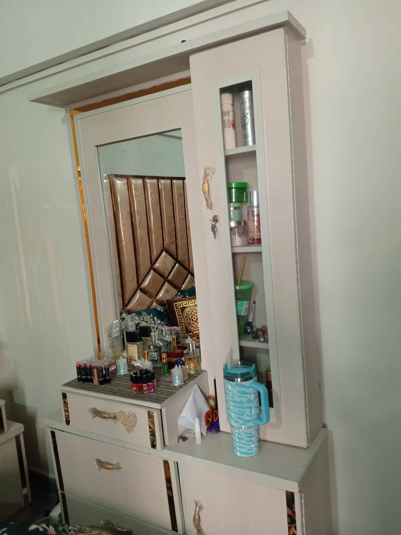 bedroom set 1