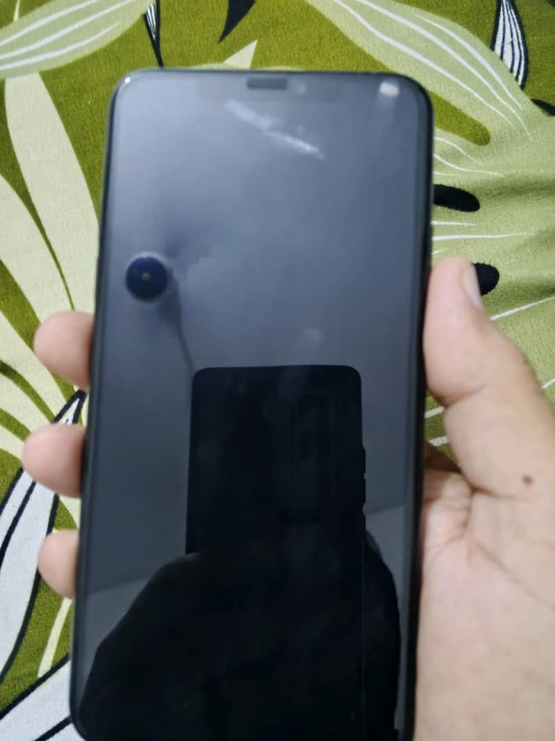 Apple iPhone 11 Pro Max 3