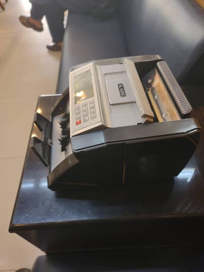 cash counter machine