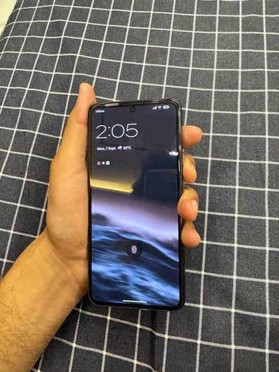 Google Pixel 8 8GB/128GB Official PTA Approved