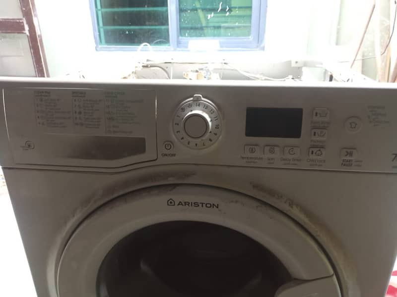 Ariston 0