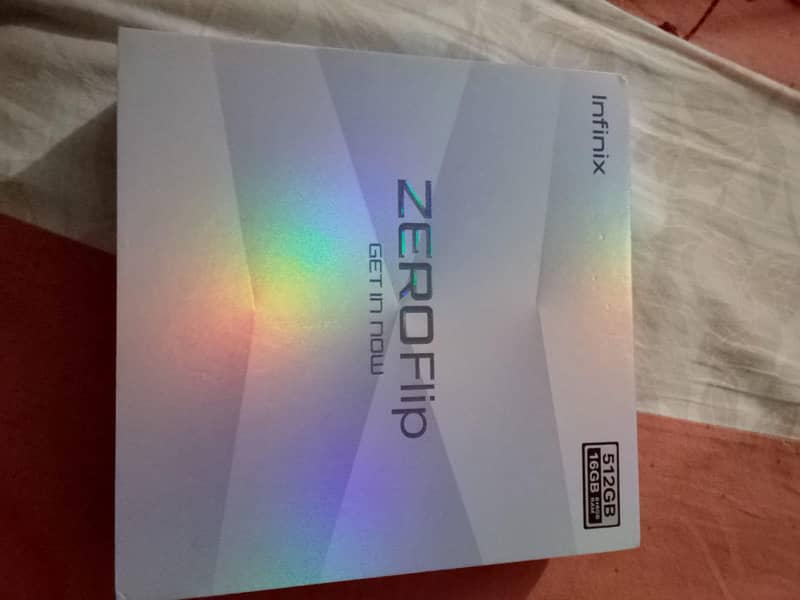 Infinix zero flip 6