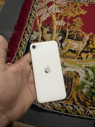 Apple iPhone SE