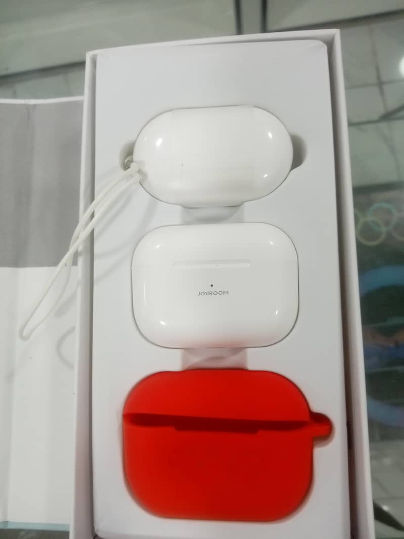 wireless airbuds 1
