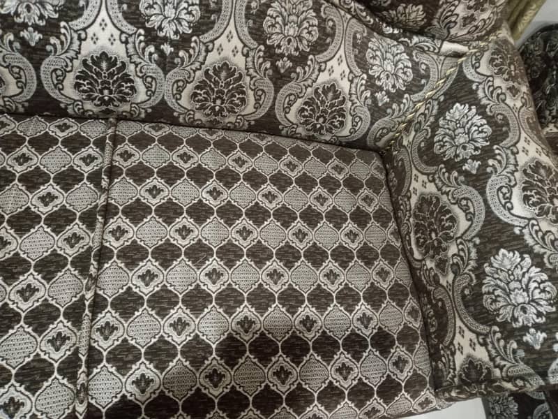5 seater sofa 3