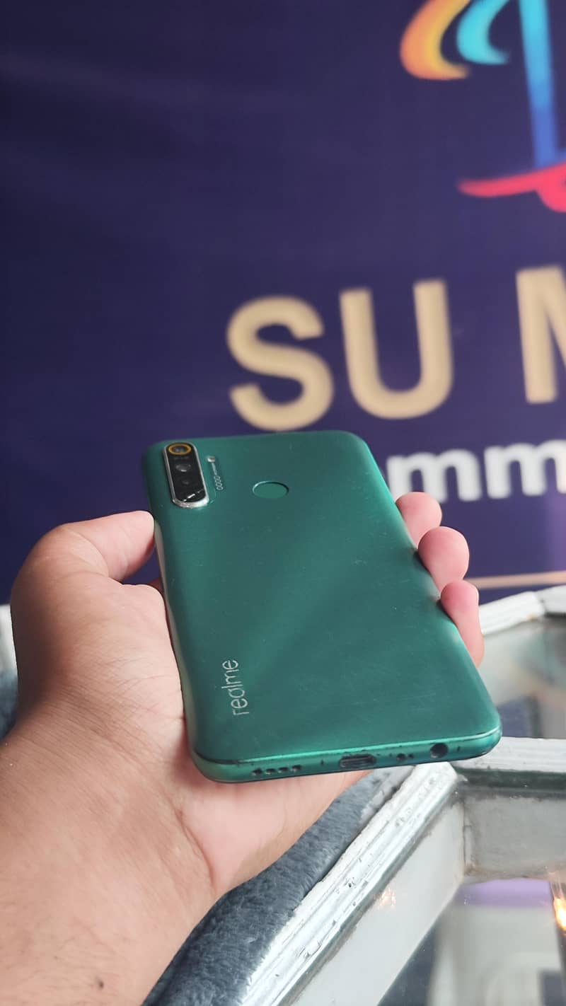 Realme 5i 3