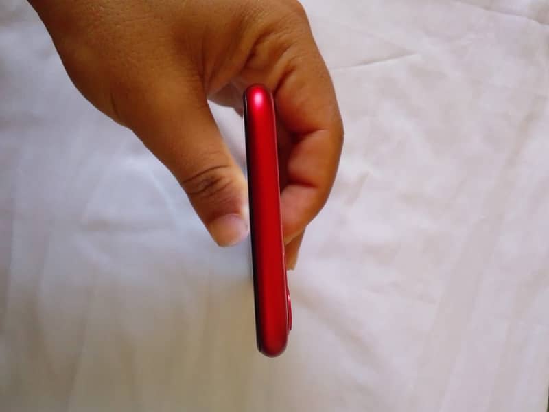 Apple iPhone 11 3