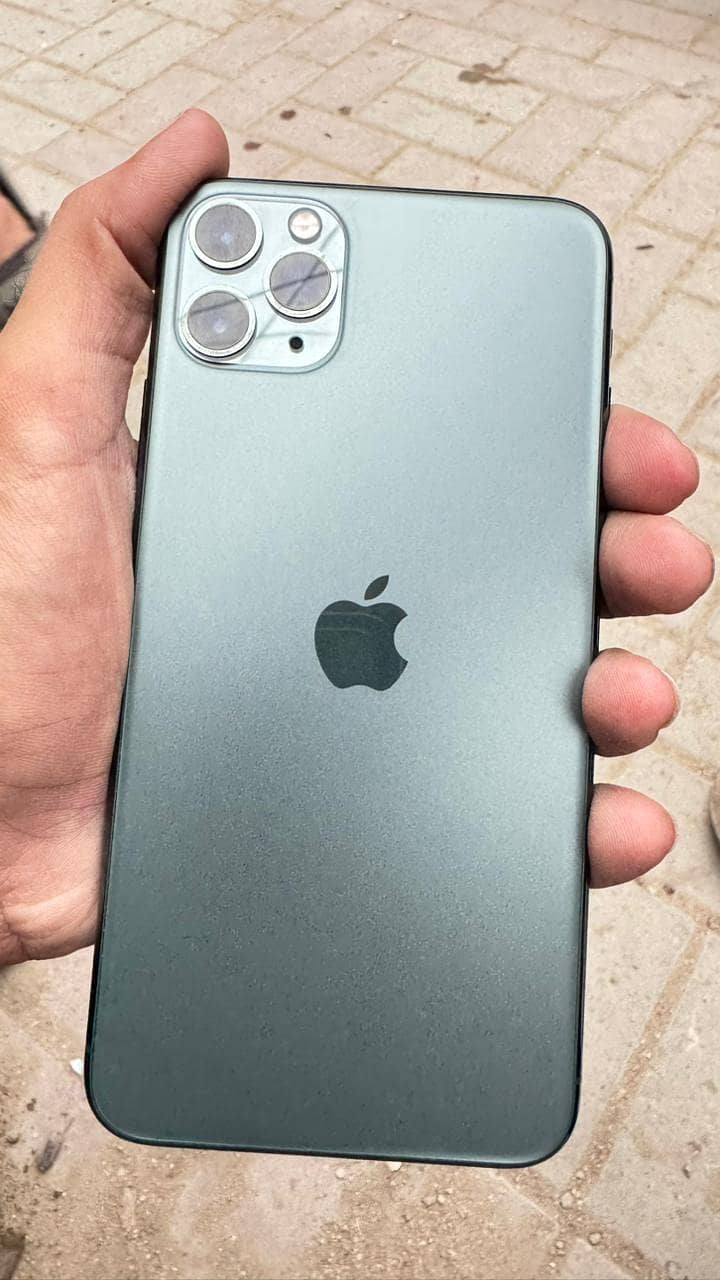 Apple iPhone 11 Pro Max 0