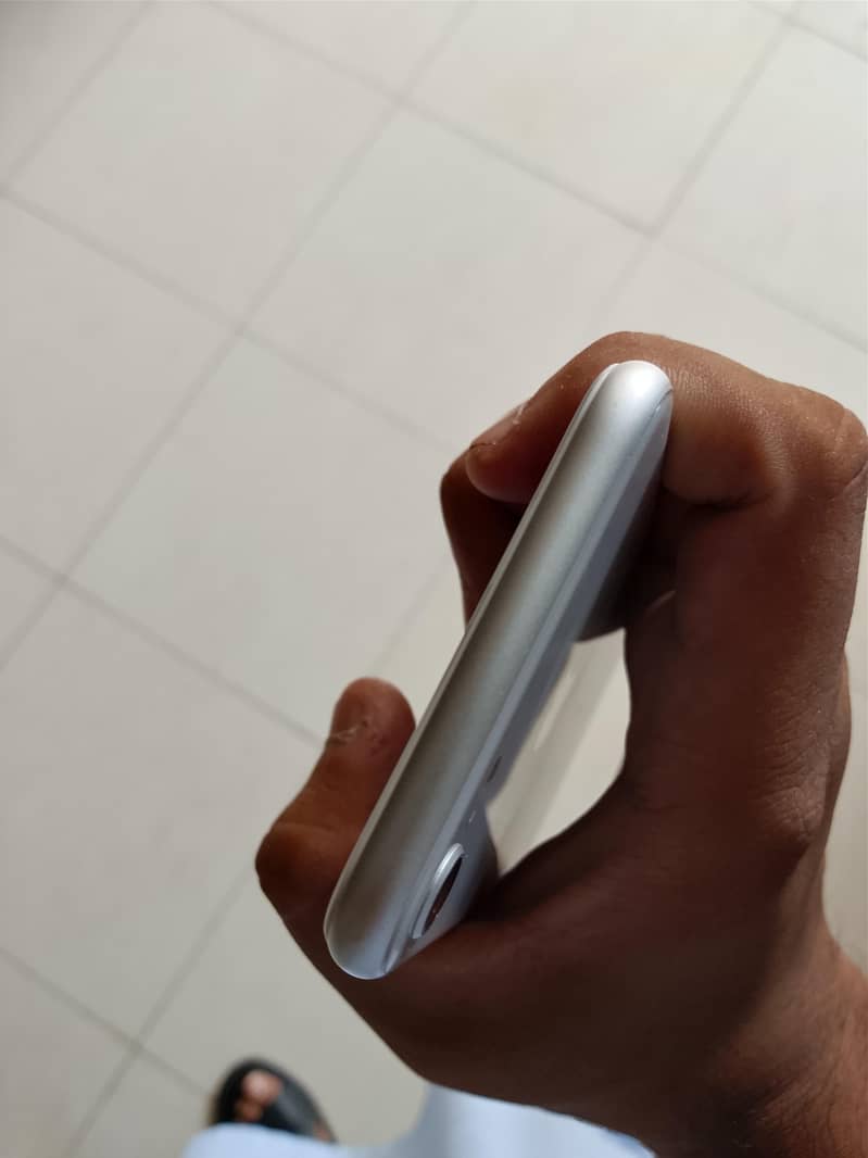 Apple iPhone 8 (256) 2