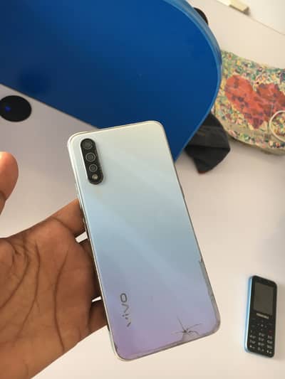 Vivo S1
