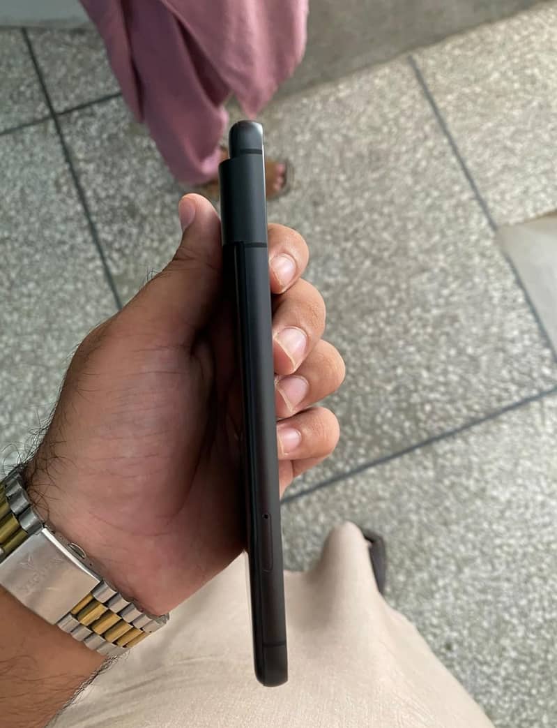 Google Pixel 8 3