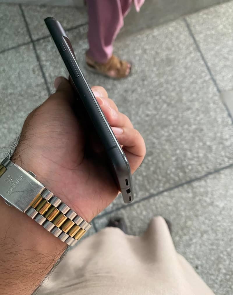Google Pixel 8 5