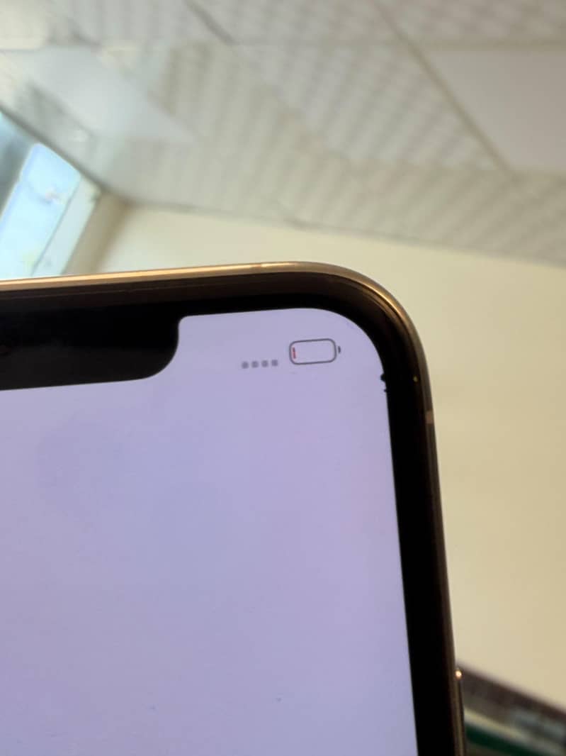 Apple iPhone 11 Pro Max 2