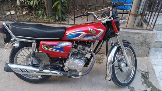 Honda one two five good condition Good