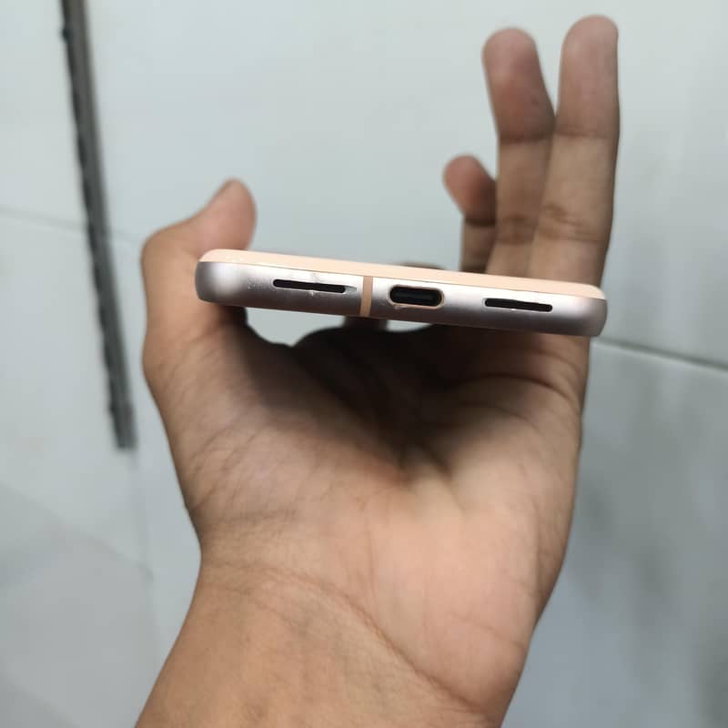 Google Pixel 8 2