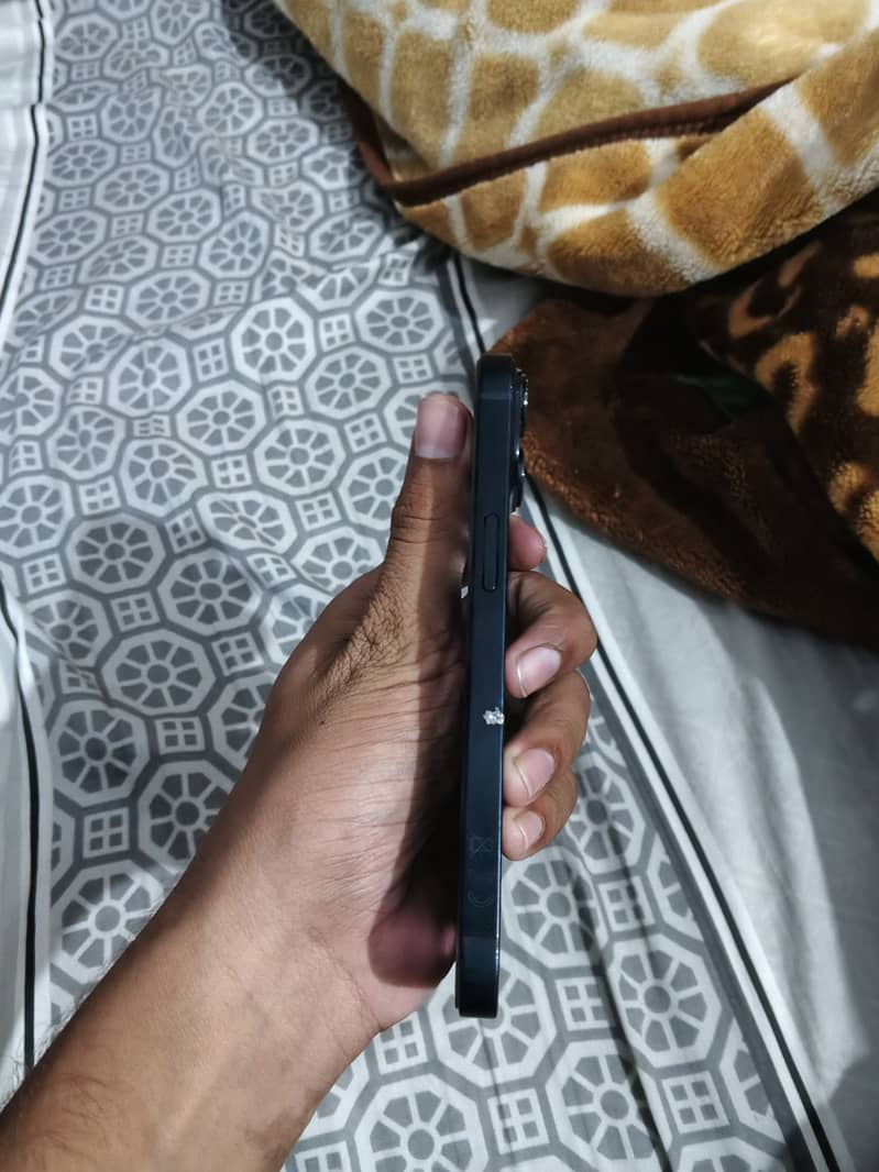 Iphone 14 4