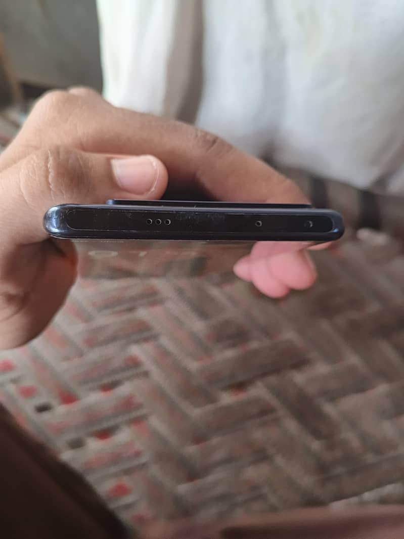Infinix Note 40 Pro 3