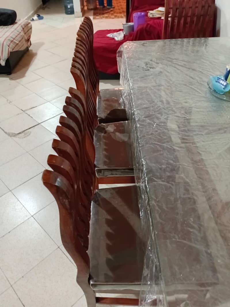 8 seater table 3