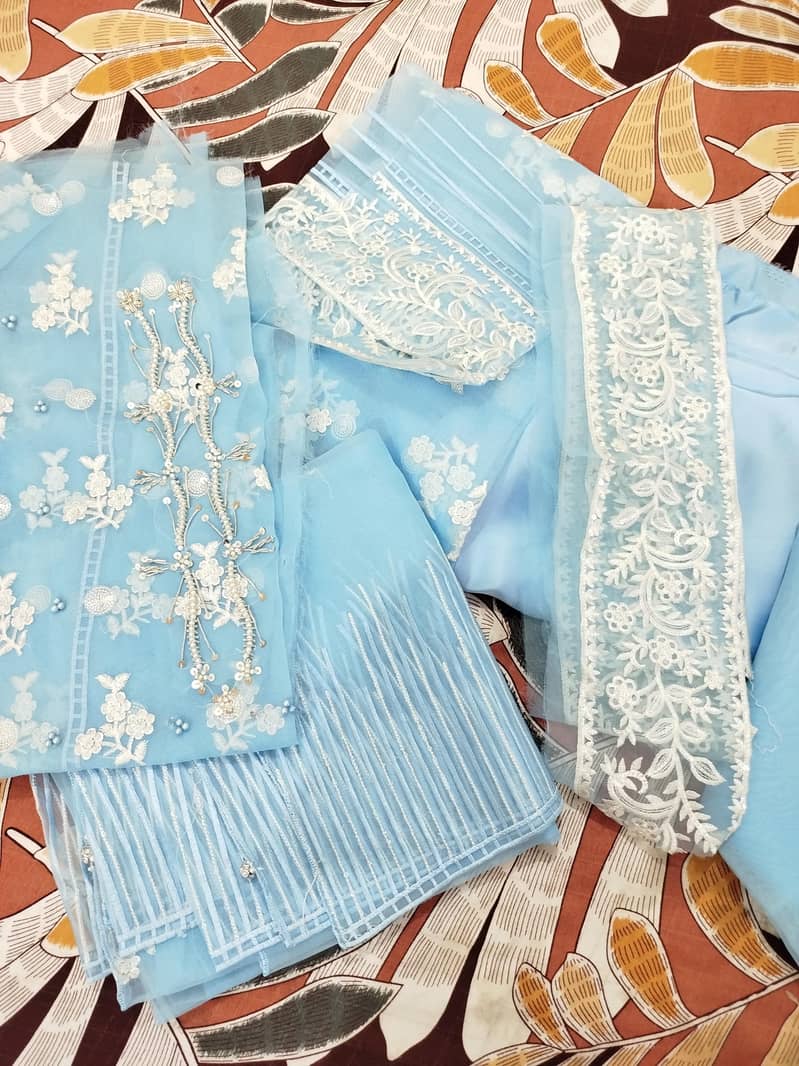 wedding dresses 0