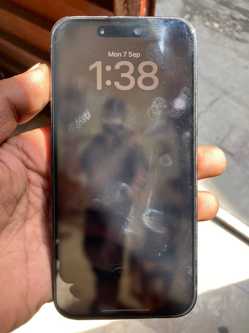 Apple iPhone 14 Pro Max 4