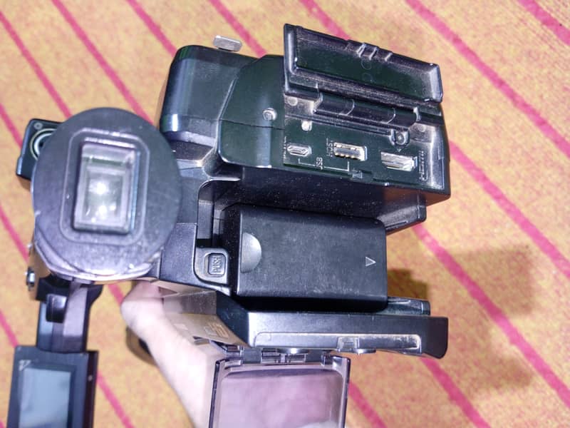Pv 100 Camera 8