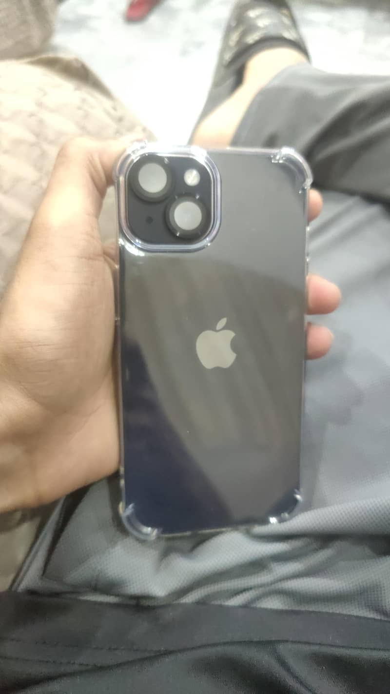 Apple iPhone 14 4