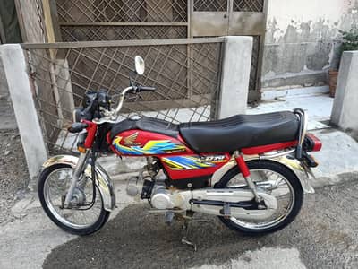 Honda CD 70 , used  13200 milege only