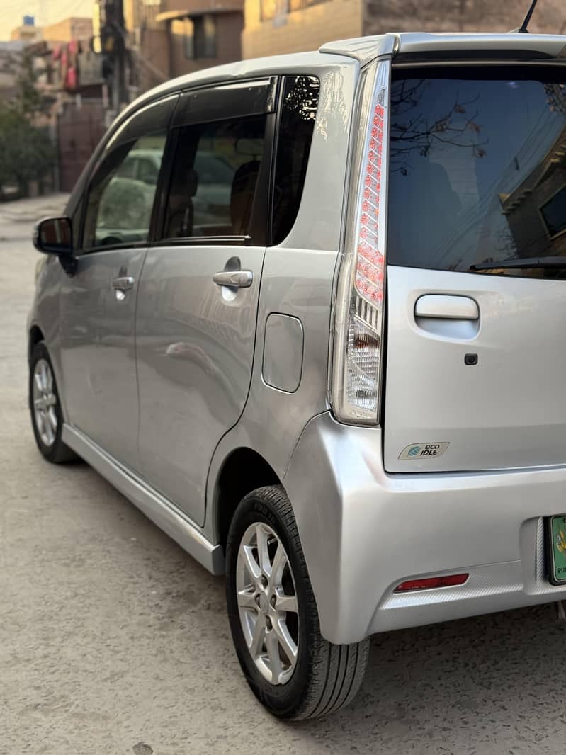 Daihatsu Move 2013/2016 3