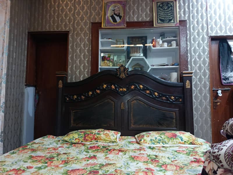 king size bed 1