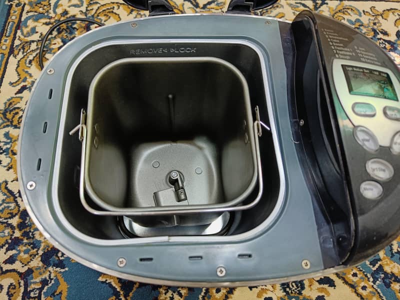 Dough maker 3